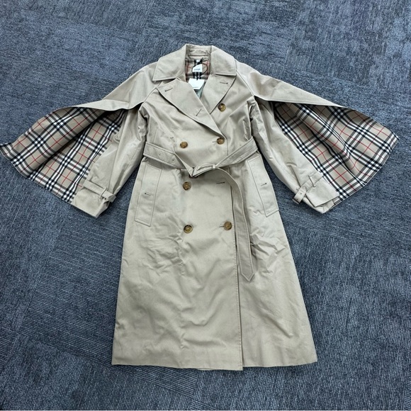 BURBERRY TRENCH COAT CAPE - Picture 11 of 16